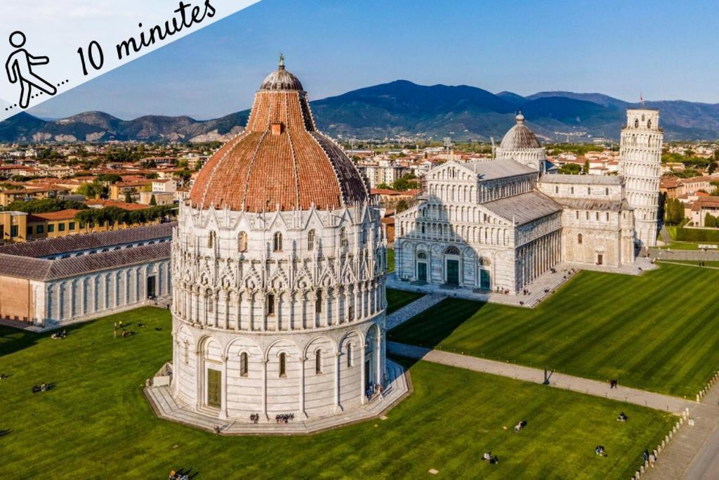 Centro Storico Spina White House Apartment Pisa Exterior photo